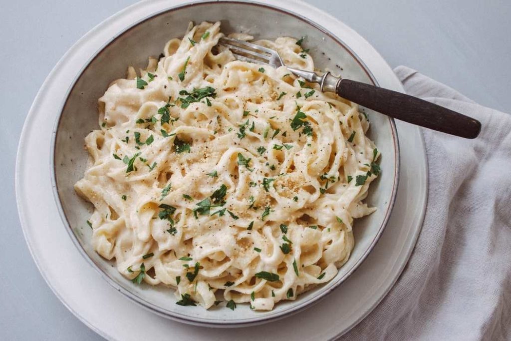 Fettuccine Alfredo